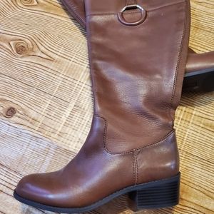 Ladies wide calf boots